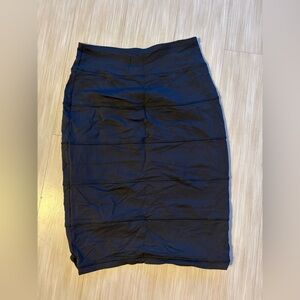 Elegant Black Lululemon Women's Skirt